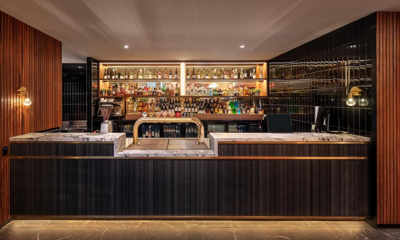 Blacktown Tavern Buitenkant foto